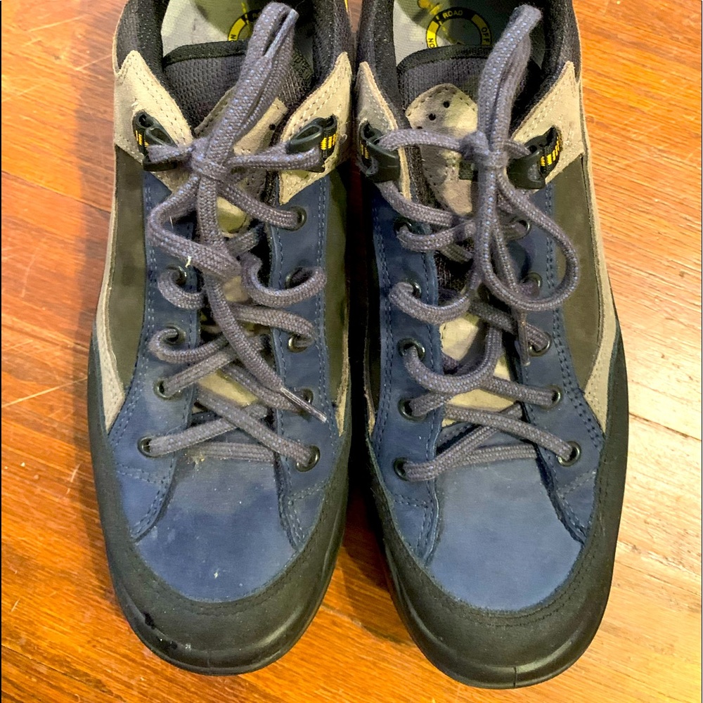 Lowa Tempest Lo Hiking Shoes